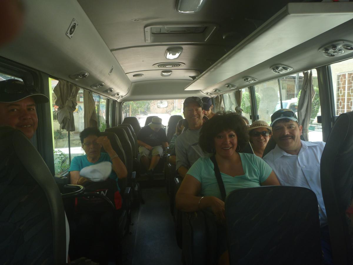 Hospedaje Las Amazonas Икитос Экстерьер фото